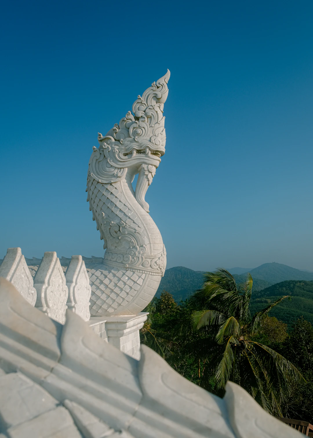 เปลี่ยนแบตเตอรี่รถยนต์ ใกล้ ศาลเจ้าจุ้ยตุ่ย ภูเก็ต